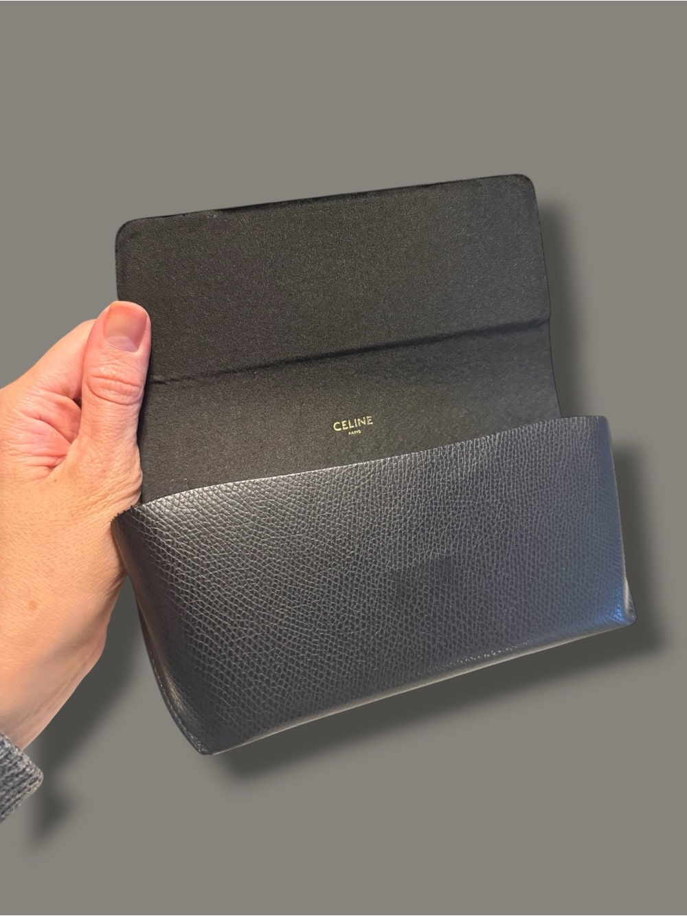 Celine Black Textured Leather Sunglasses Case with Logo - Picture 6 of 6